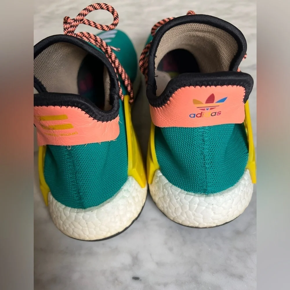 adidas stylish sneakers
