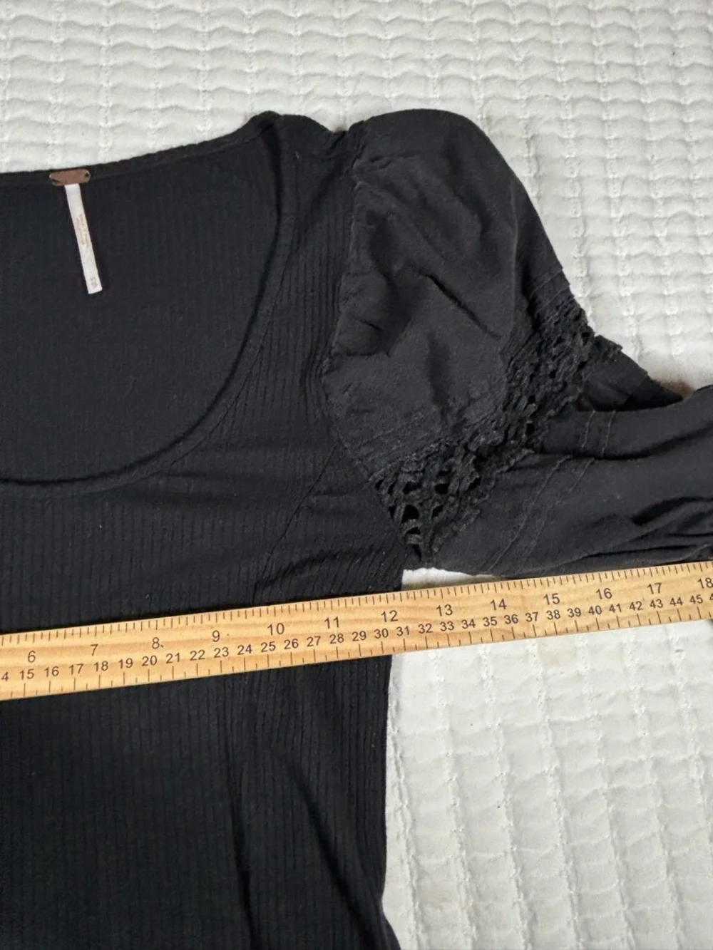 Free People length sleeves stretch