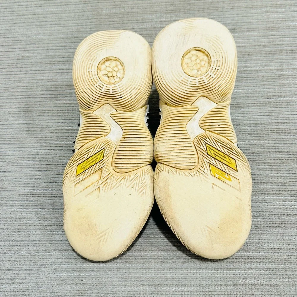 adidas trae young