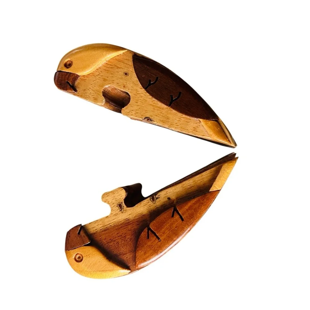 Vintage Wooden Puzzle Trinket Box Love Birds Parrot  Hand Carved Artisan Folkart