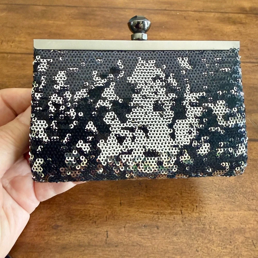 Unbranded shimmering sequins