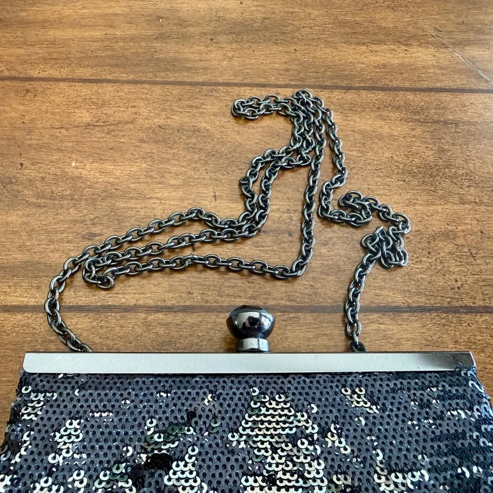 Unbranded shimmering sequins