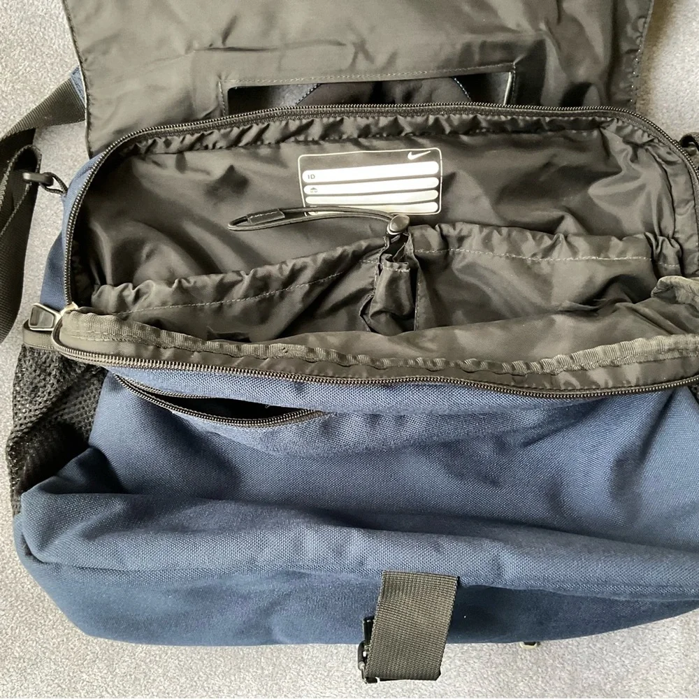 Nike bag very