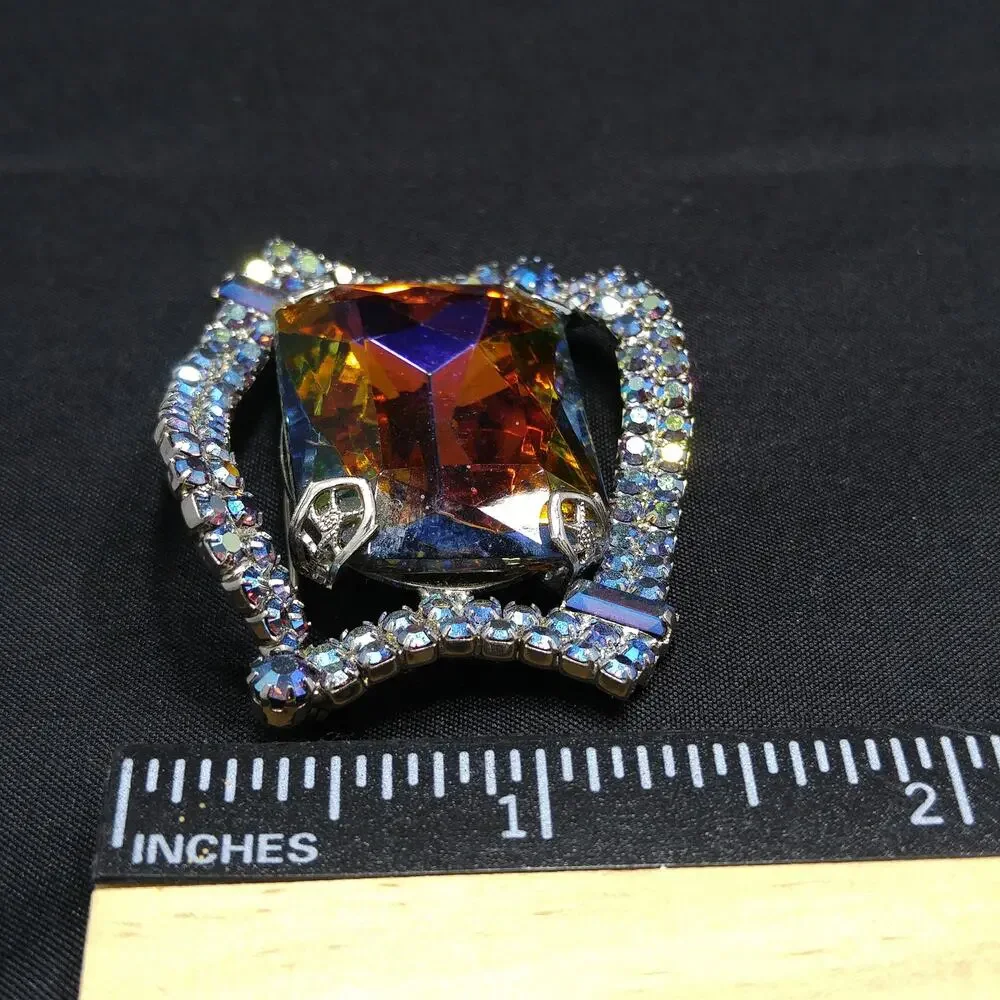 Vintage all be brooch
