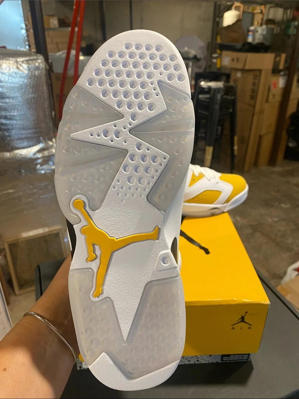 Jordan comfort midsole clean