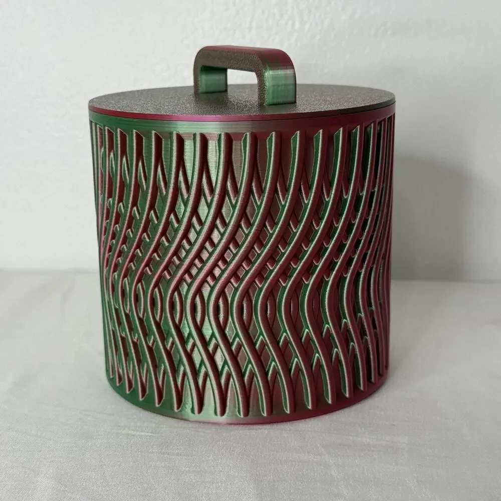 Handmade wavy pattern