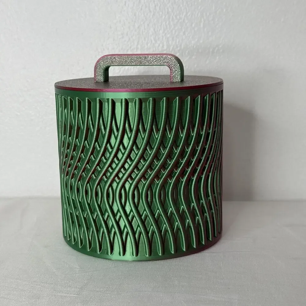 Wavy Pattern Lidded Storage Container Jar Green Red Multi Color Plastic Canister
