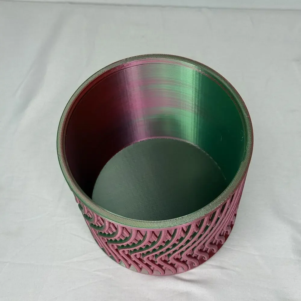 Handmade wavy pattern
