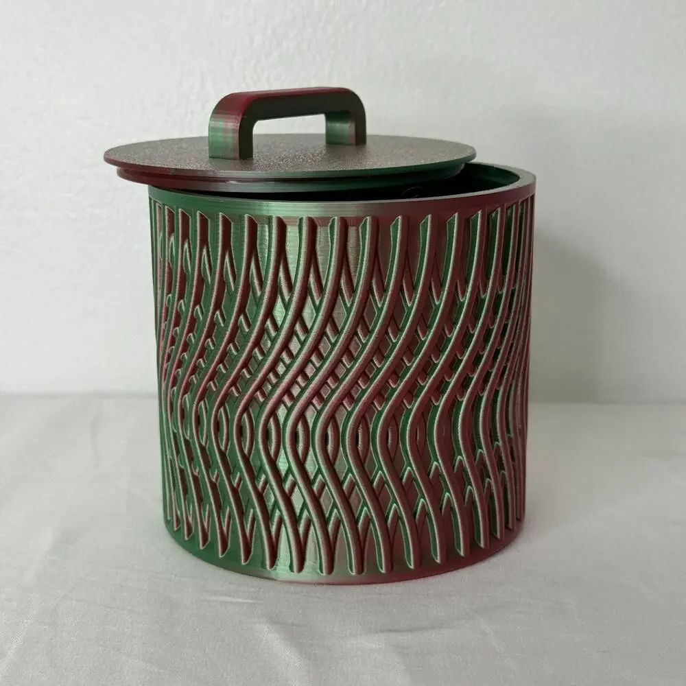 Handmade wavy pattern