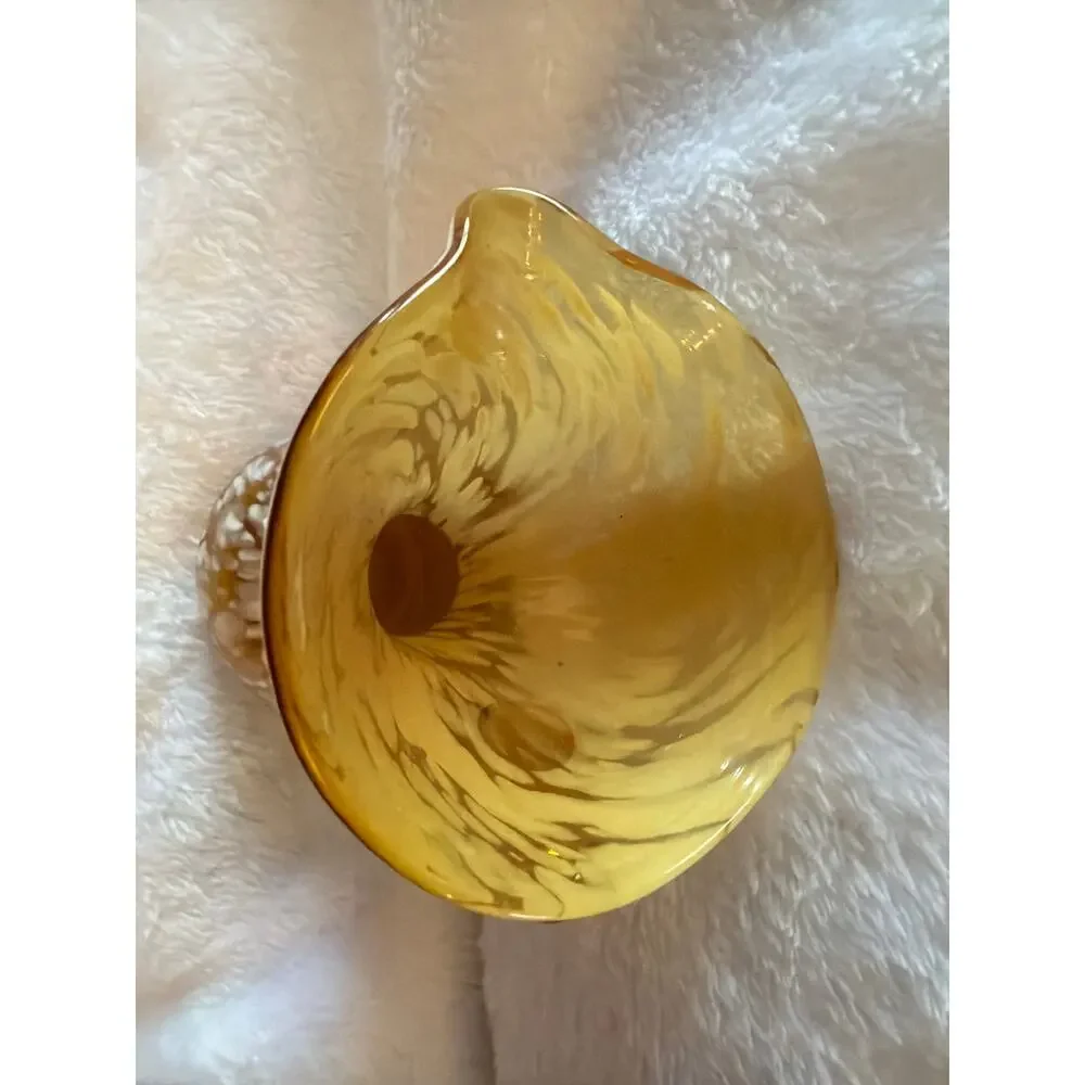 Unbranded vintage amber