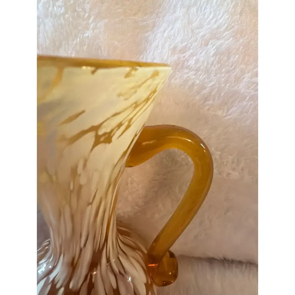 Unbranded vintage amber