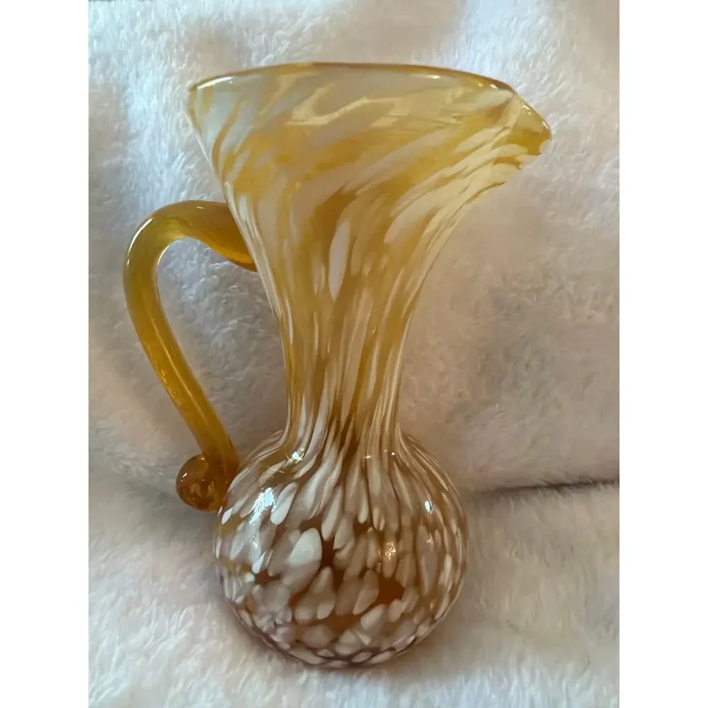 Unbranded vintage amber