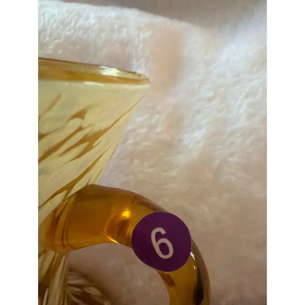 Unbranded vintage amber