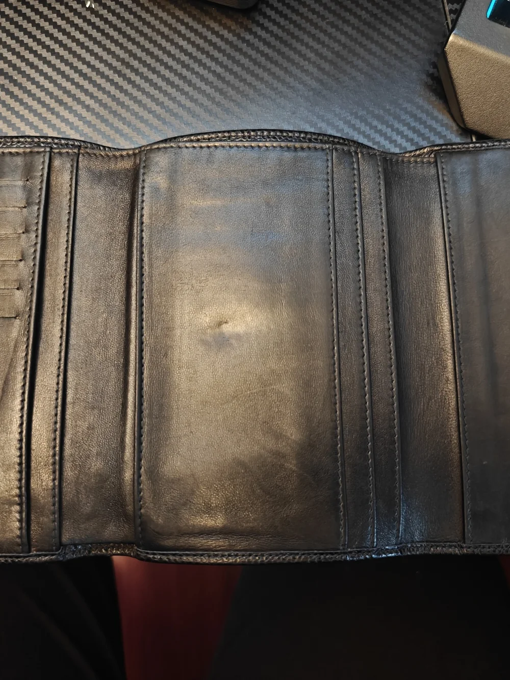 CHANEL classic wallet