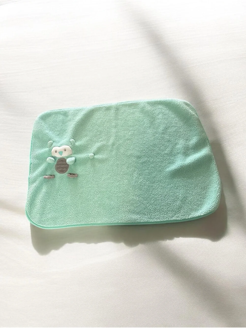 Vintage frog blanket