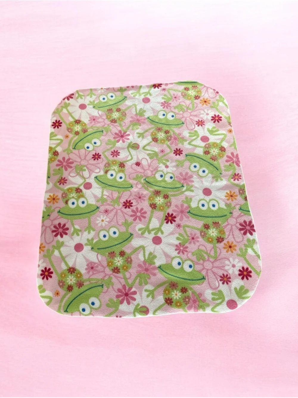 Vintage frog blanket