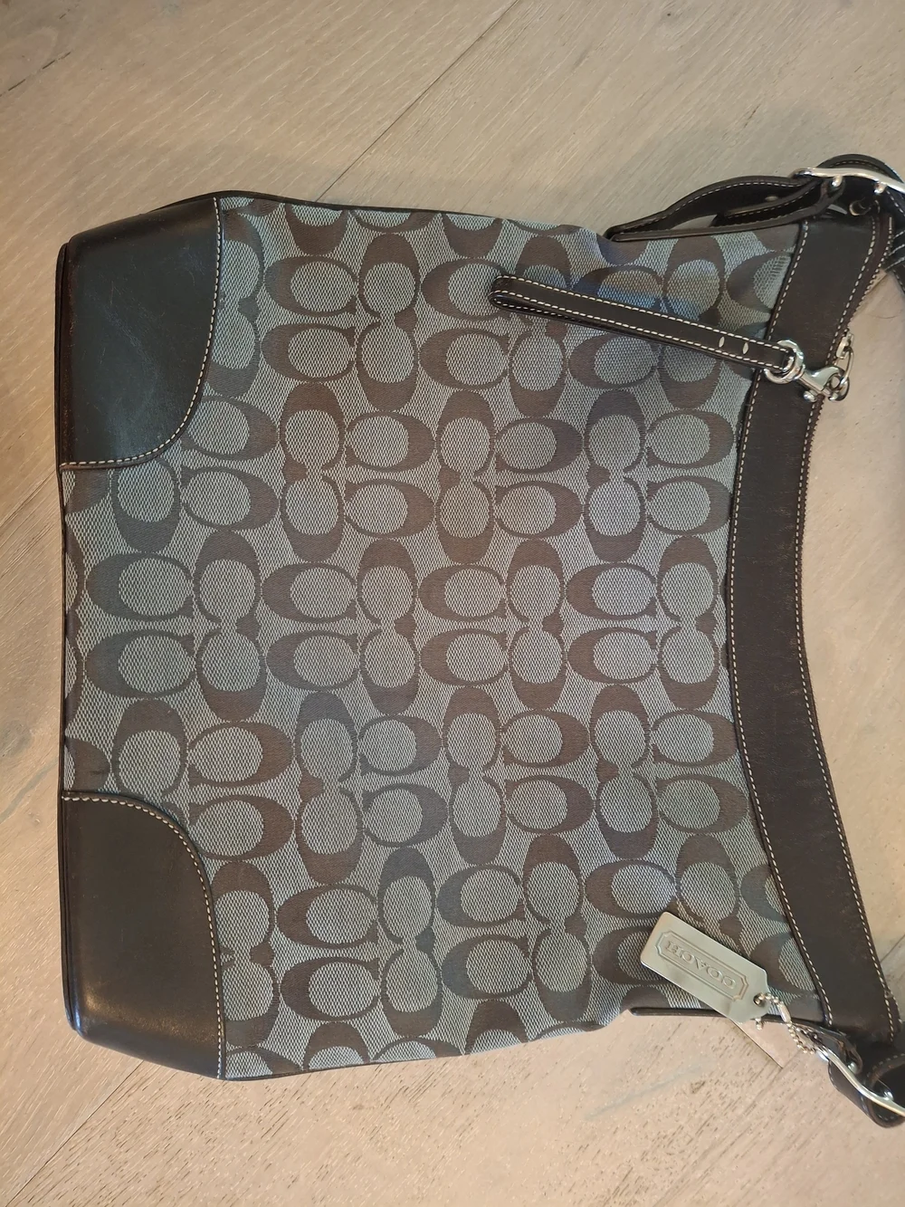 Coach stylish brown