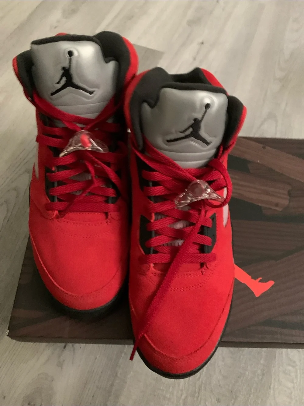 Jordan striking red