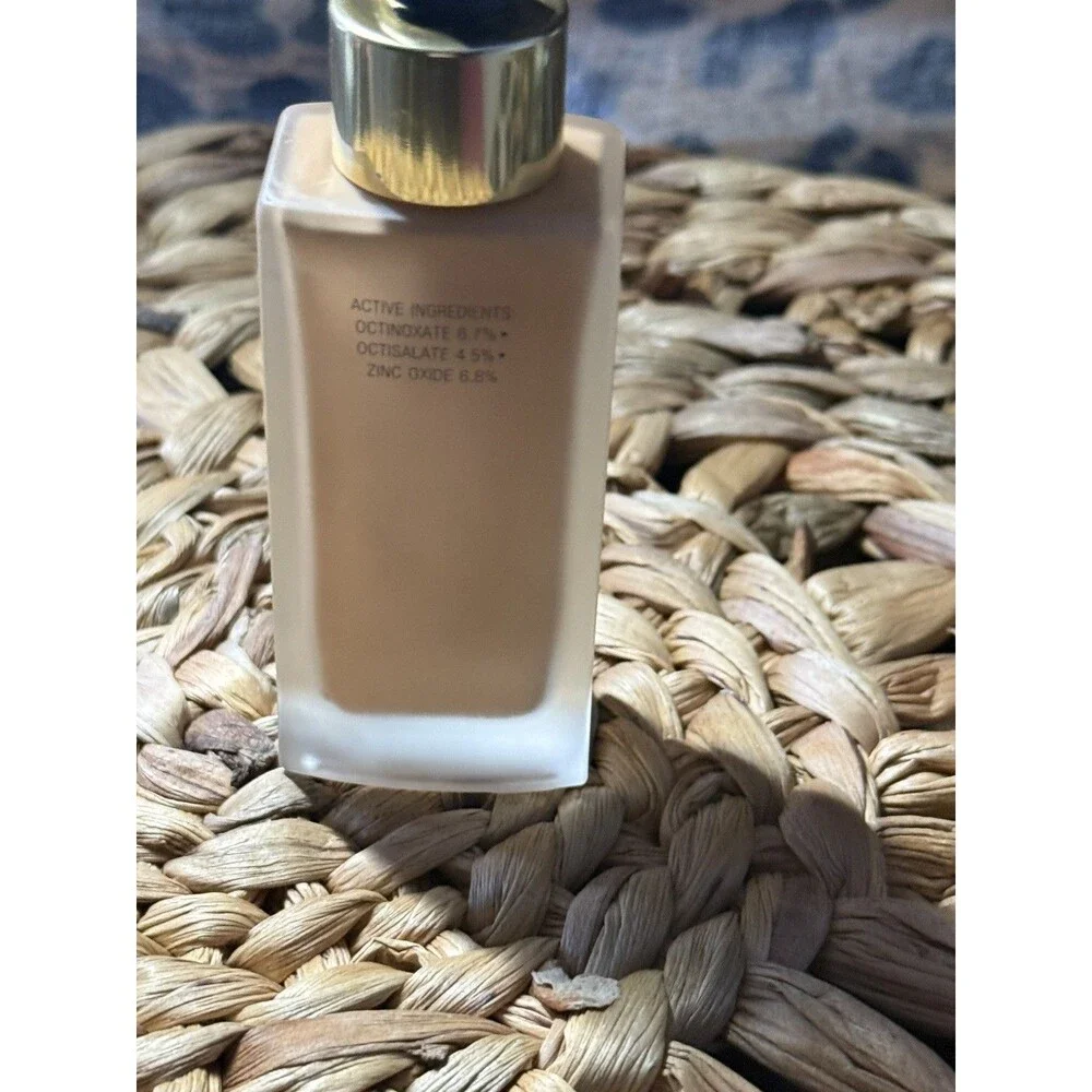 Estee Lauder shade sticker