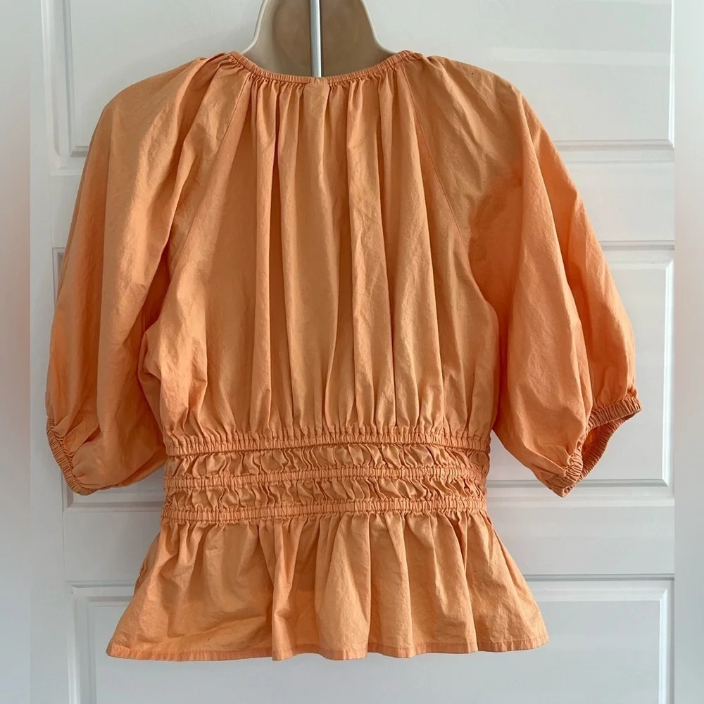 Old Navy Smocked V Neck Peplum Top Puff Sleeves Cotton Size Medium Milkmaid