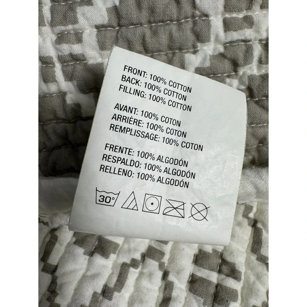Crate&Barrel style profile