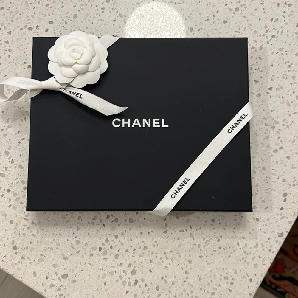 Chanel necklace Strauss CC Chunky NWT, Full Set