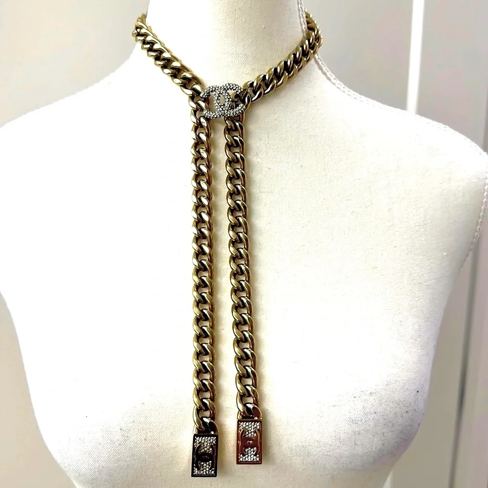 Chanel necklace Strauss CC Chunky NWT, Full Set