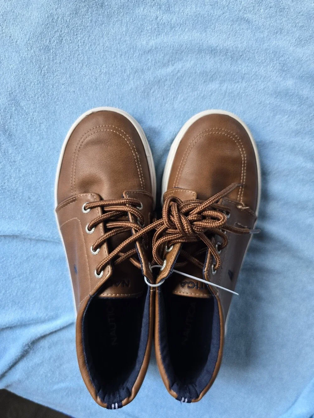 Nautica men boat