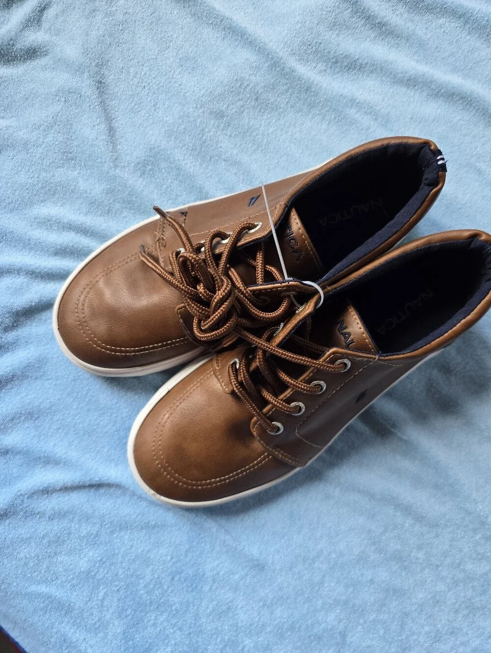Nautica men boat