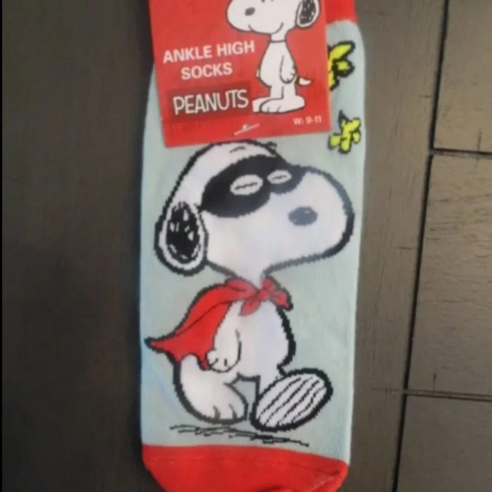 Peanuts snoopy ankle
