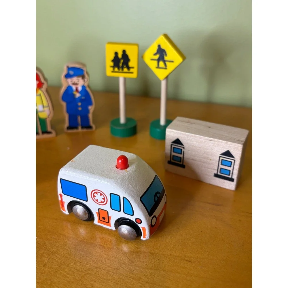 Wooden train table accessory ser Ambulance People Trees Road Signs 10 Piece Lot