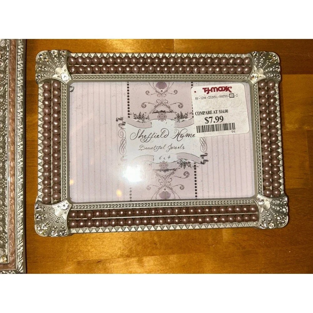 Set of 2 Shabby Chic Metal 4x6 Inch Picture Frames