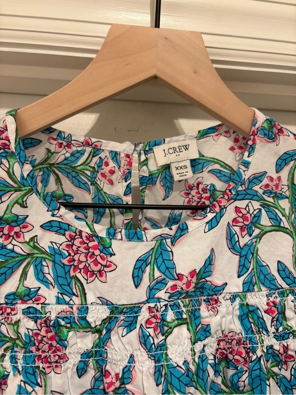 Women’s J.Crew floral puff sleeve blouse size XXS