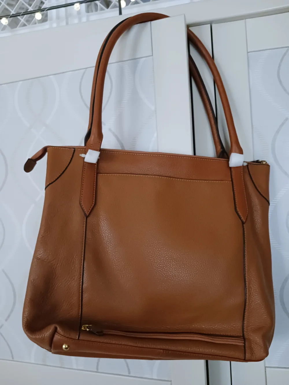 Lodis tan leather