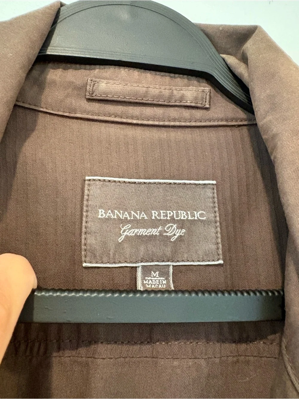 Banana Republic small staining
