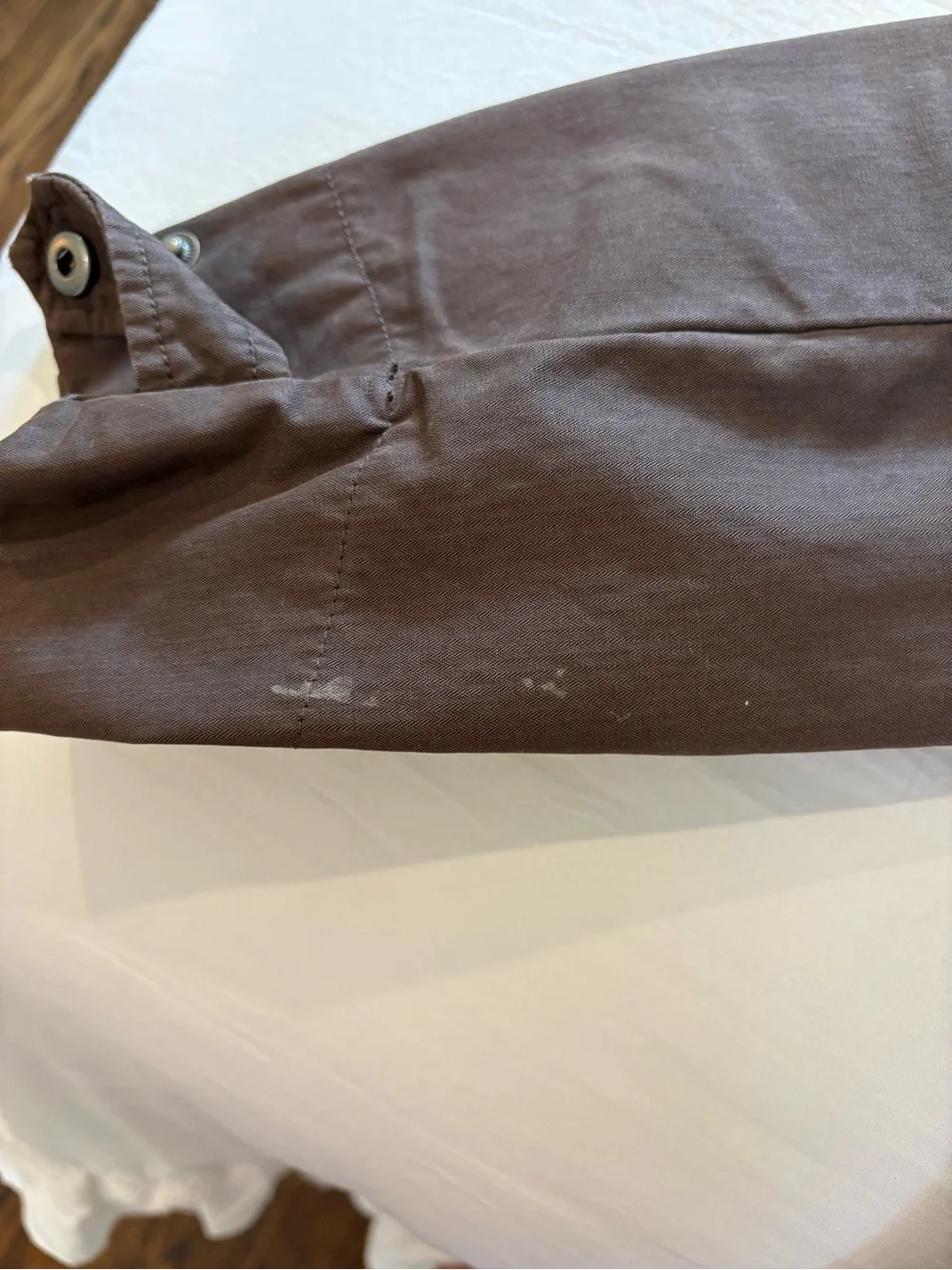 Banana Republic small staining