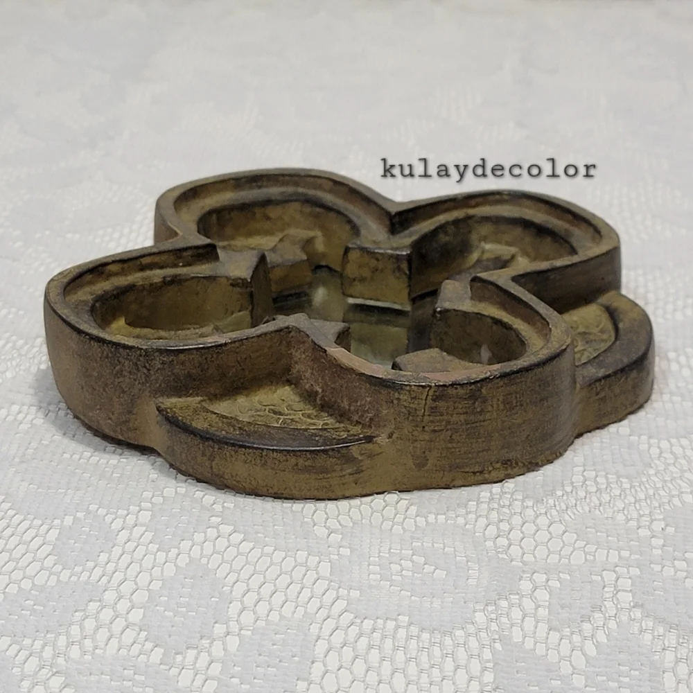 N/A charming vintage