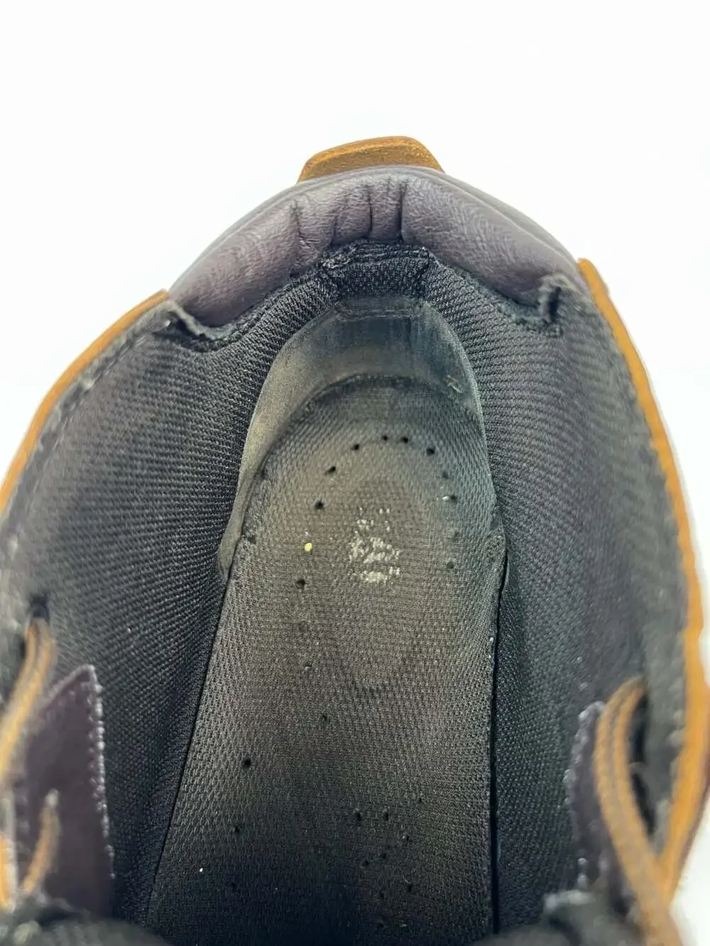 Caterpillar transform chukka