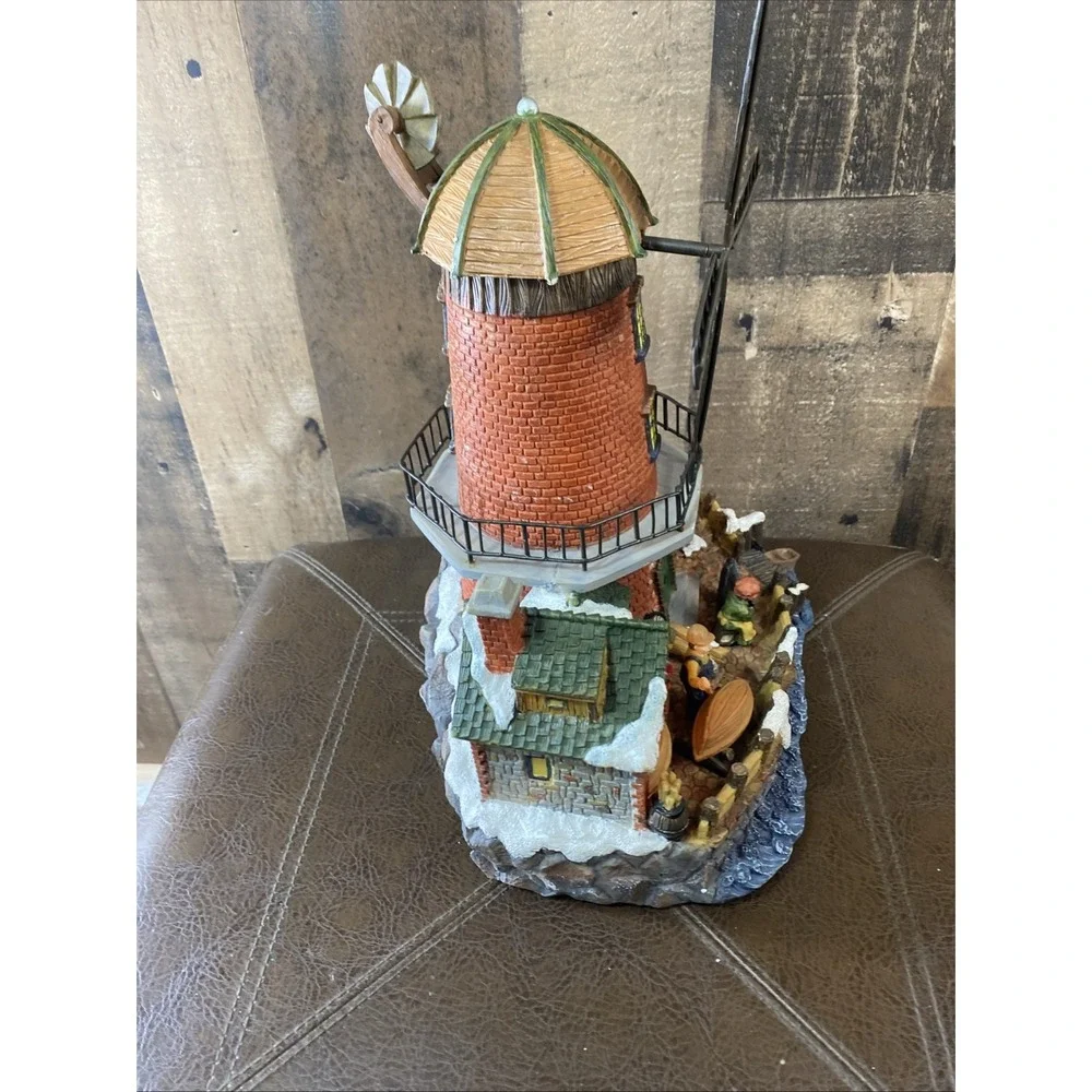 Holiday House your decor