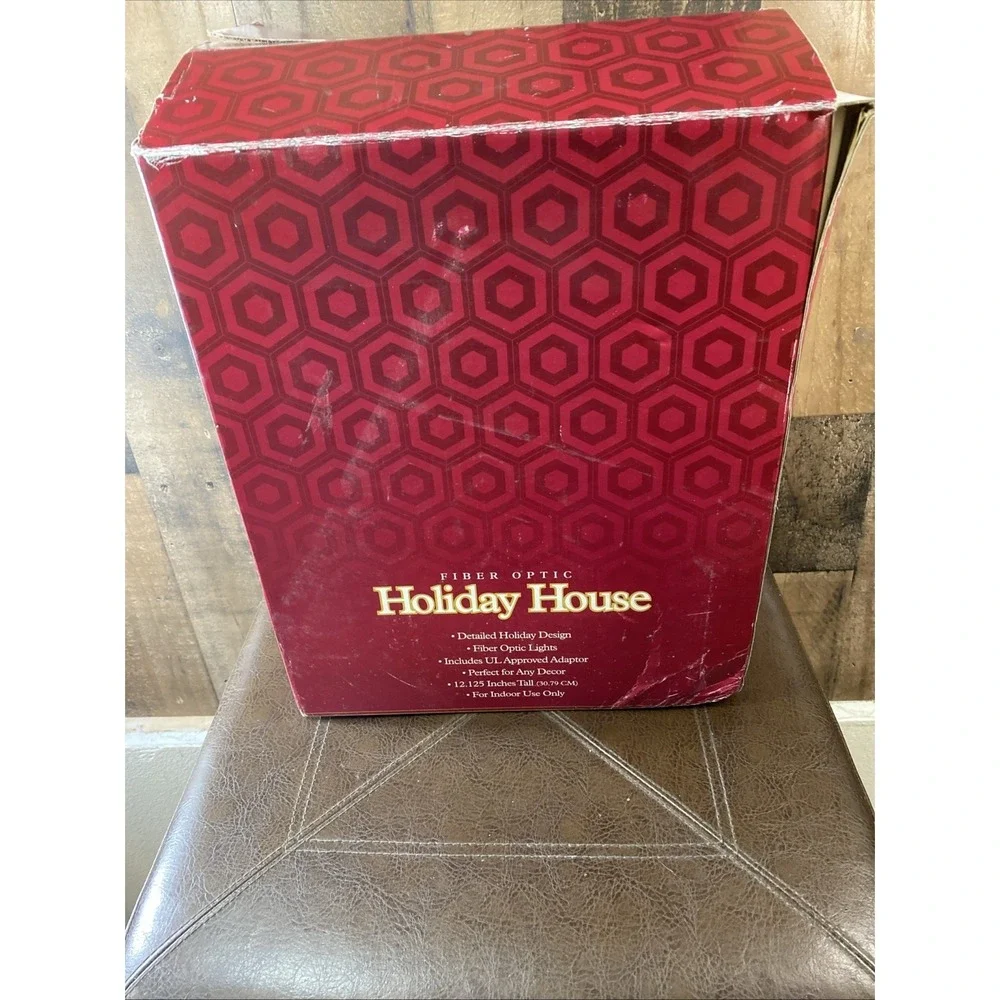 Holiday House brings or