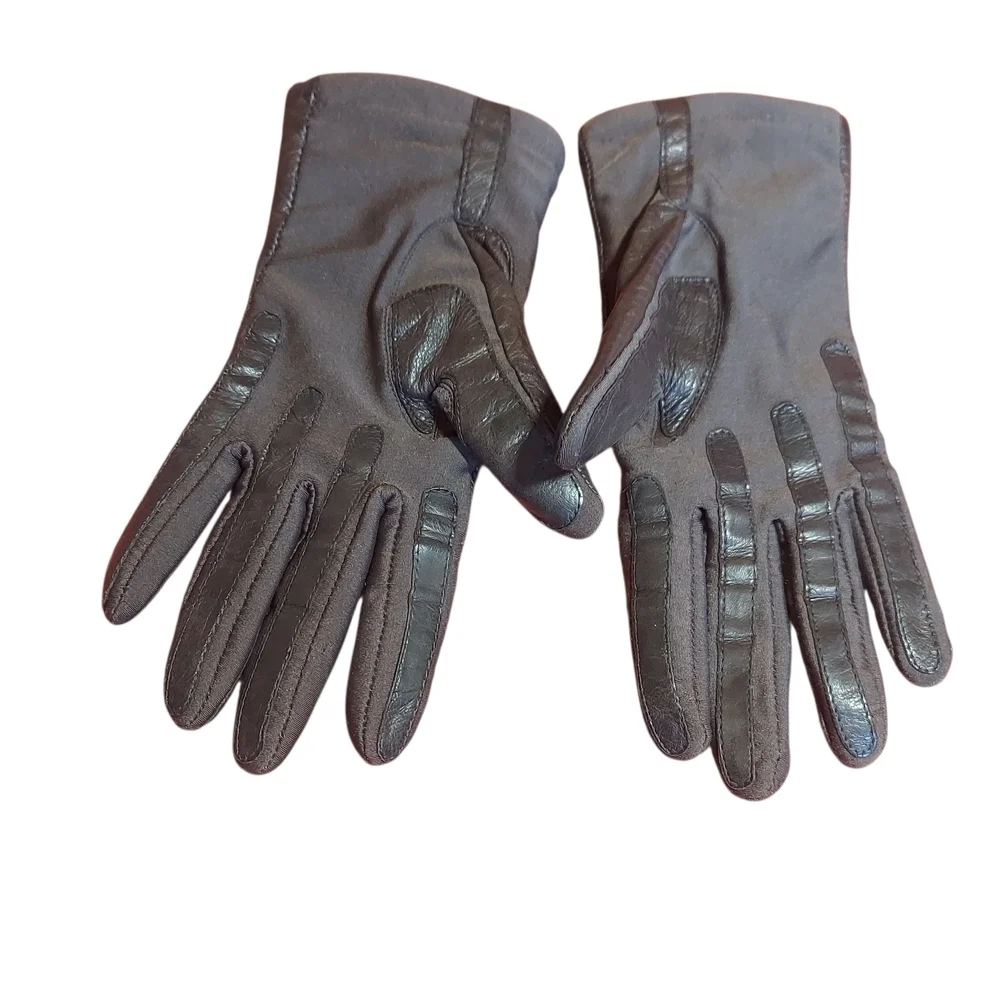 Isotoner by Aris Leather Driving Gloves Lined Women's