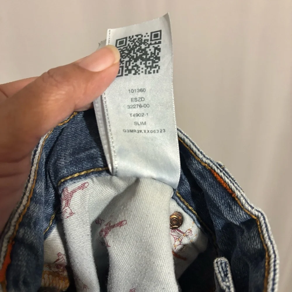 True Religion size 36 Ripped Denim Jeans