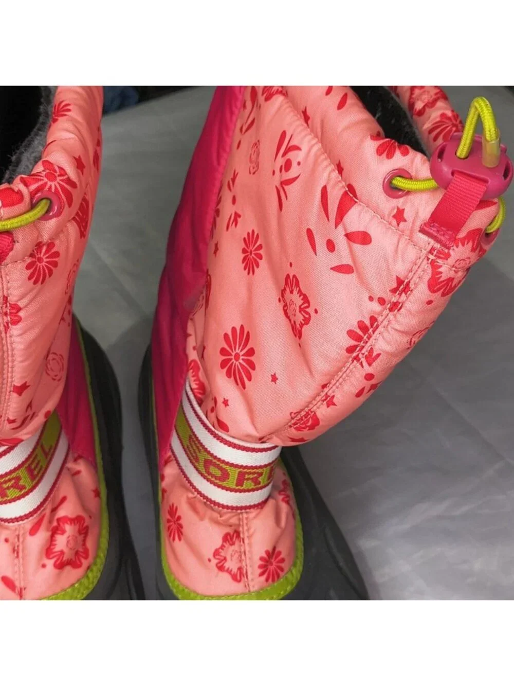 Sorel Boots Girls Youth Pink Floral Rubber Slip On Winter Snow Boots size 7