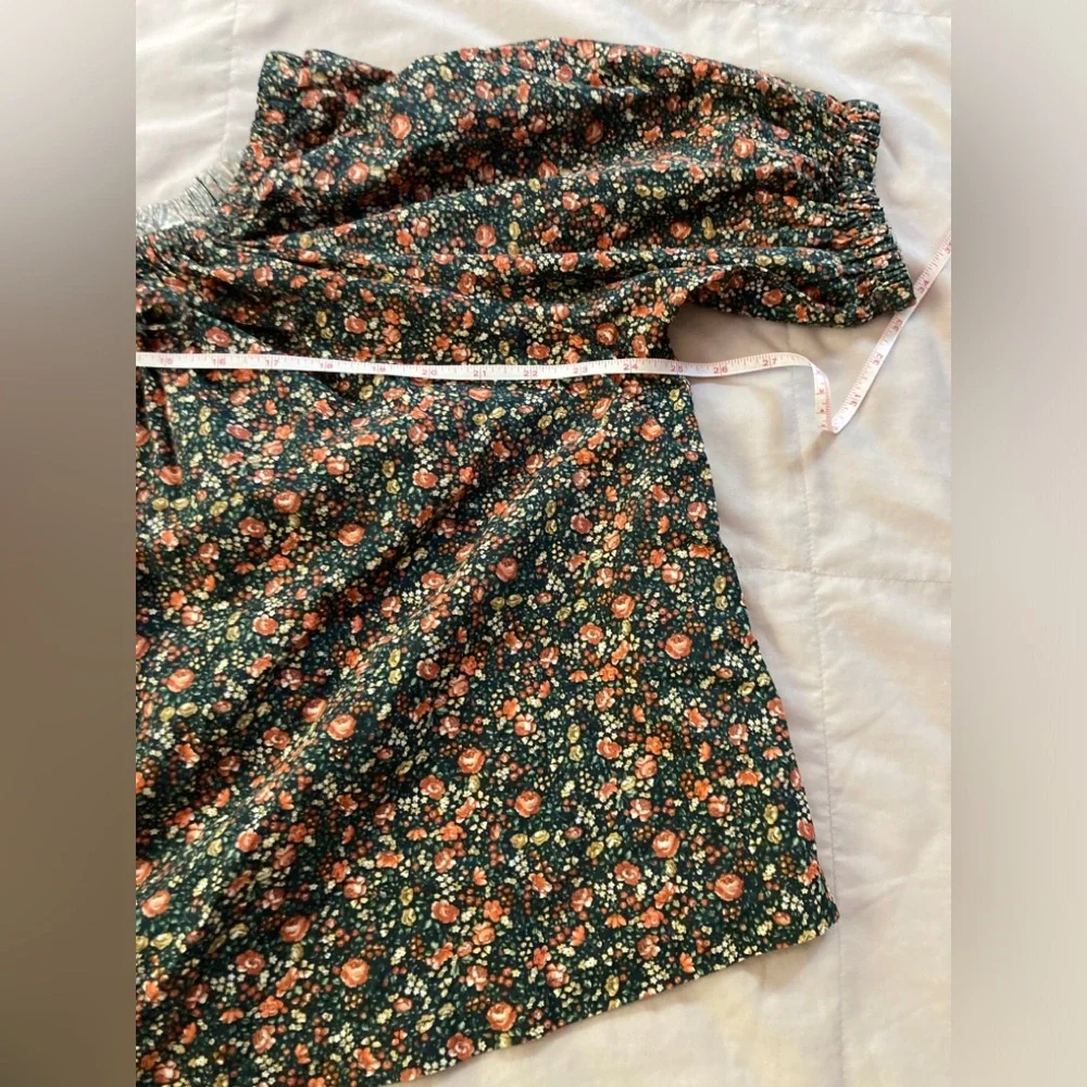 Doen short gathered sleeves
