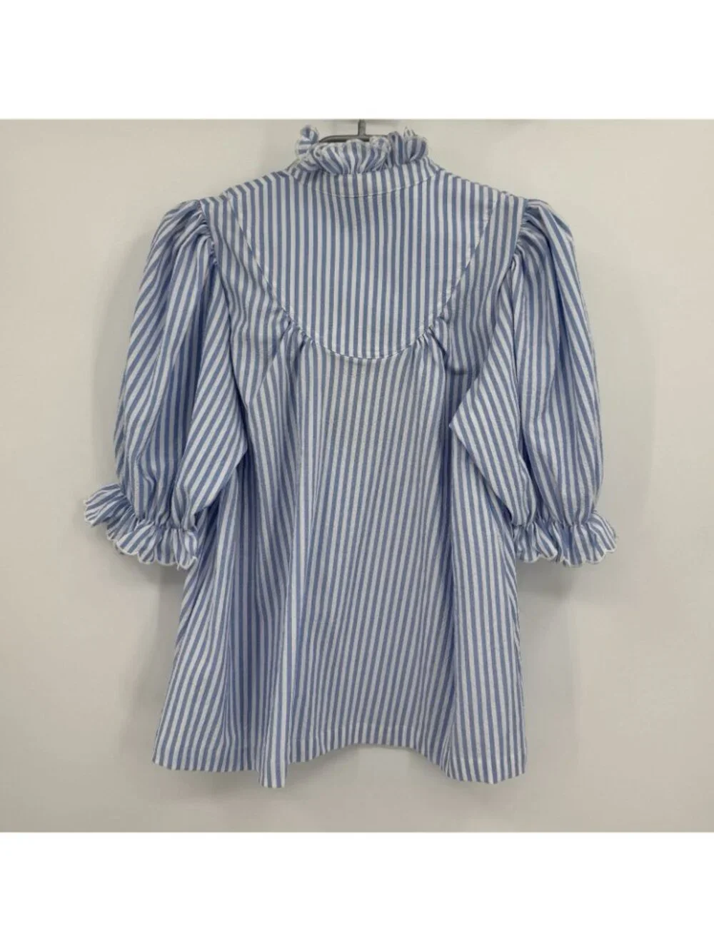 Pomander Place by Tuckernuck Blue Stripe Selena Blouse sz XS Puff Sleeve Ruffle
