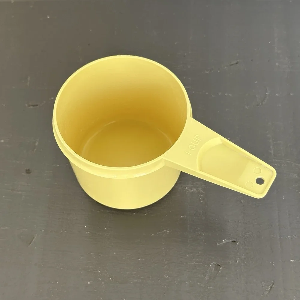 Vintage Tupperware Yellow Nesting Measuring Cups‎ 1, 3/4, 2/3, 1/3