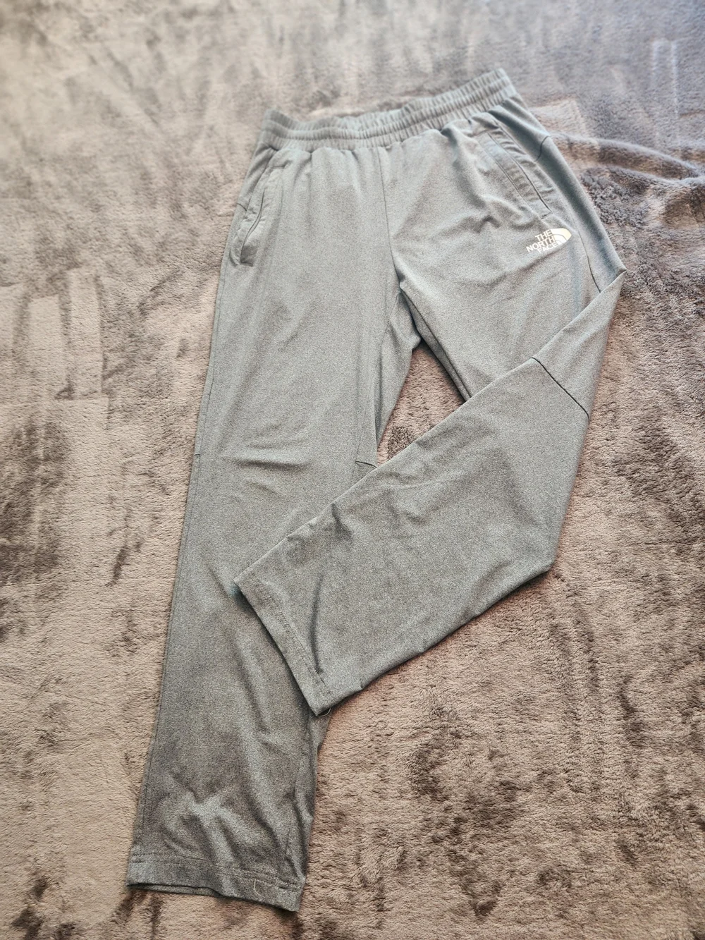 The North Face Men's Heather Gray Active Joggers