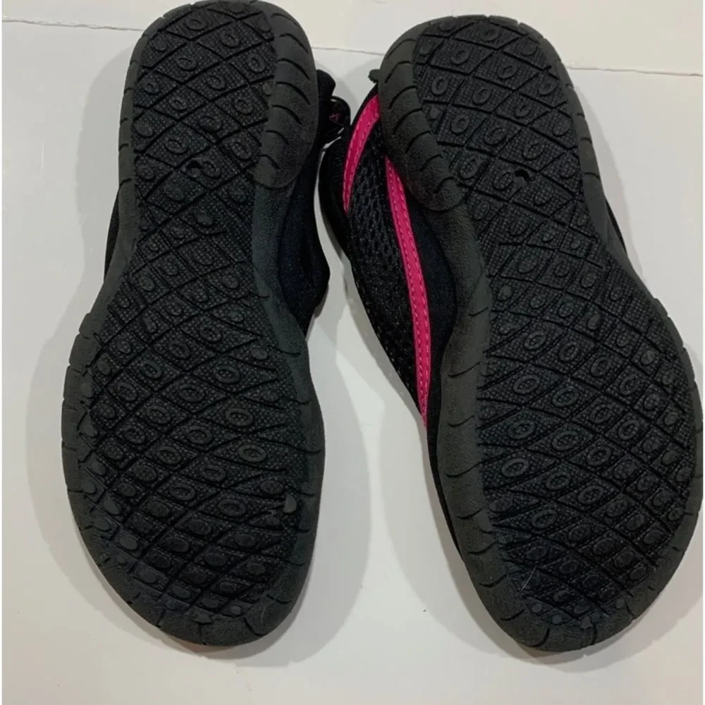 Aquastop | NWT Girls Bungee Mesh Water Shoes Black Pink Size 6