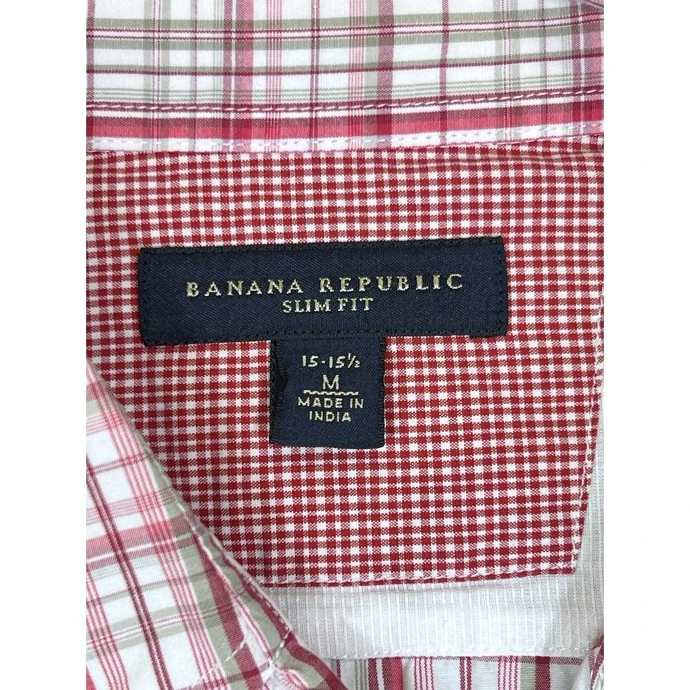 Banana Republic this button banana