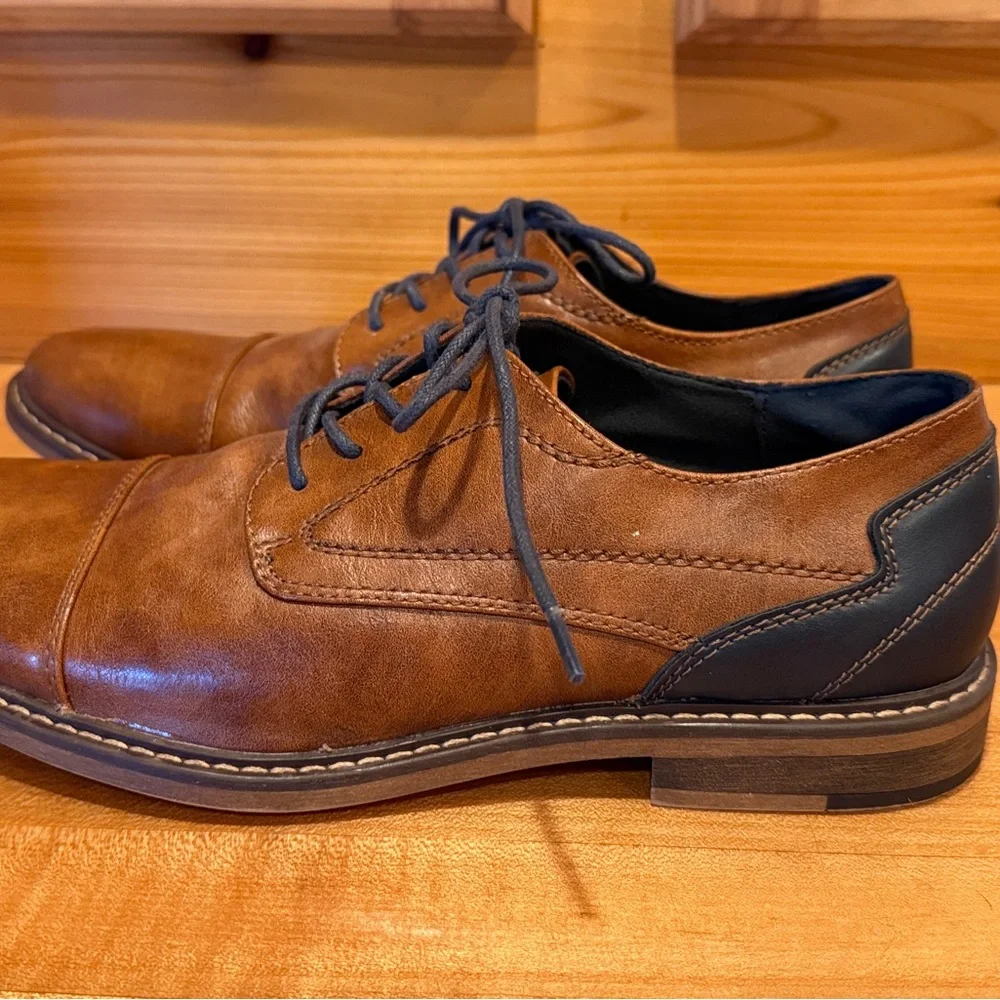 Restoration Lowry Men's Two Toned Cap Toe Oxford Dress Shoes. 7‎